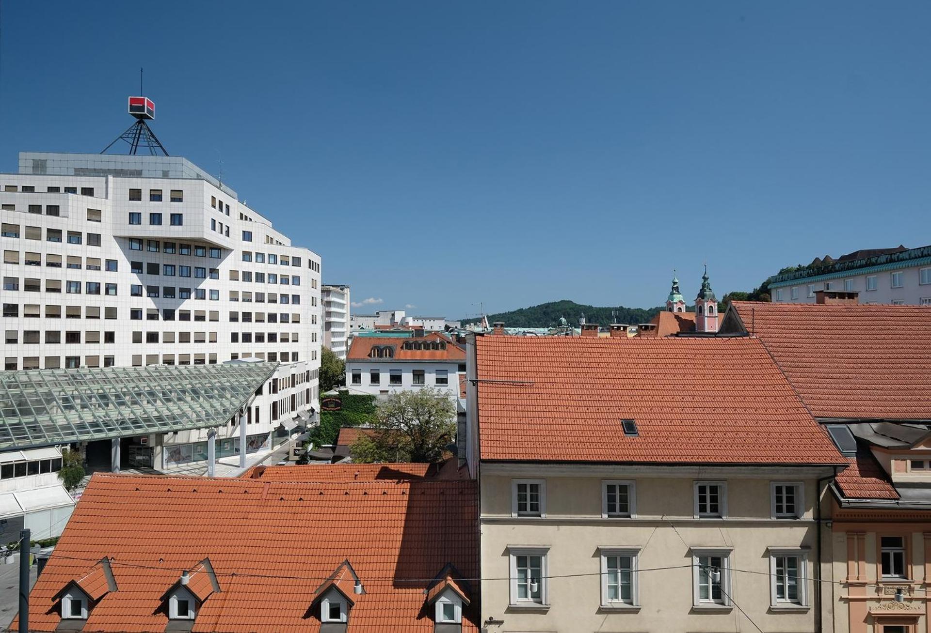 Lawyers Loft In Heritage Skyscraper Ljubljana Exterior foto